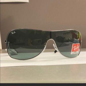Ray-Ban Highstreet Sunglasses - RB3211 - N…